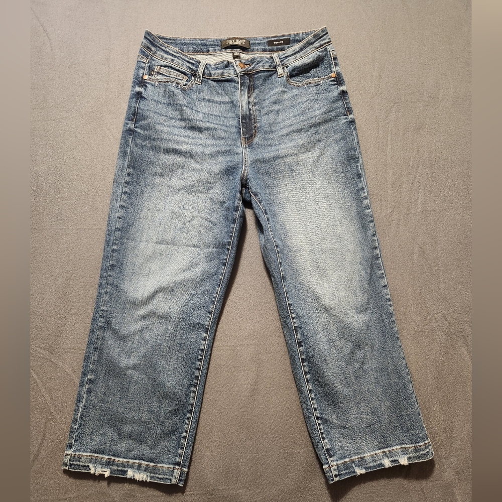 Judy Blue Light Wash Wide Leg Jeans